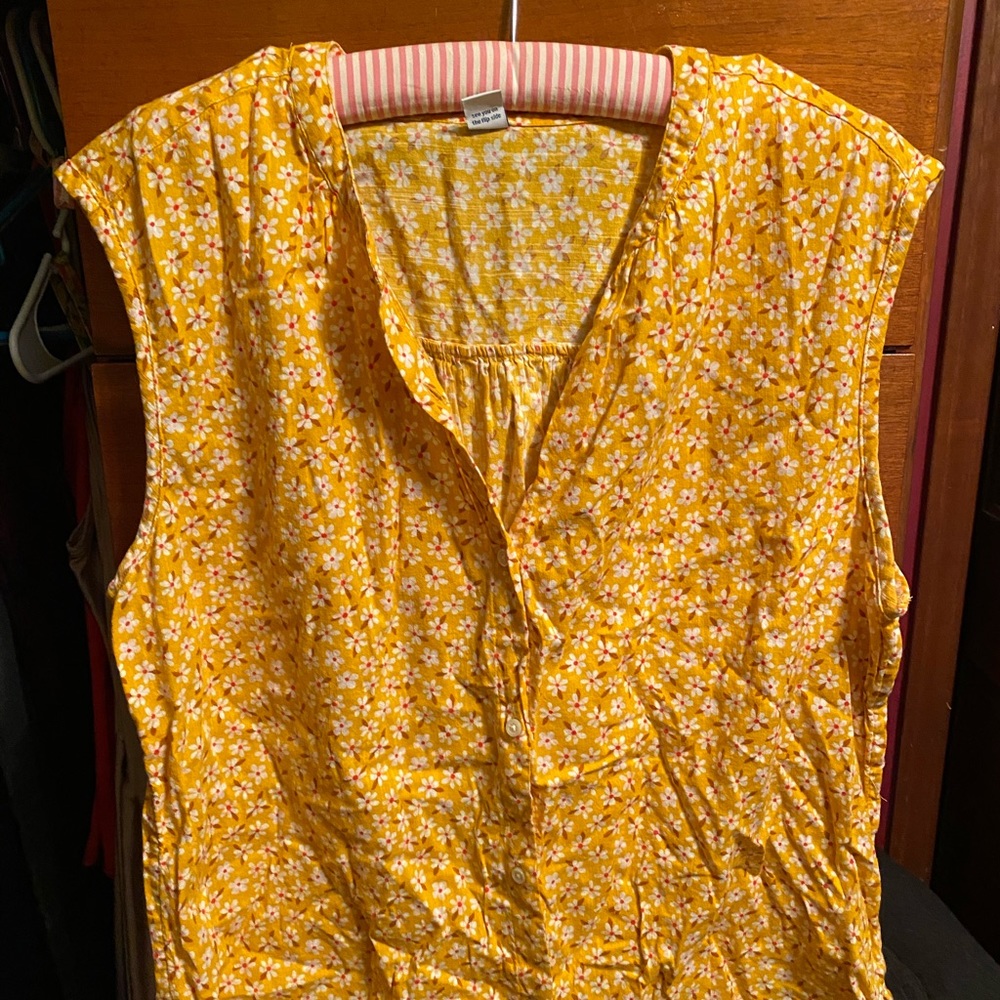 Yellow flowered sleeveless top, size large